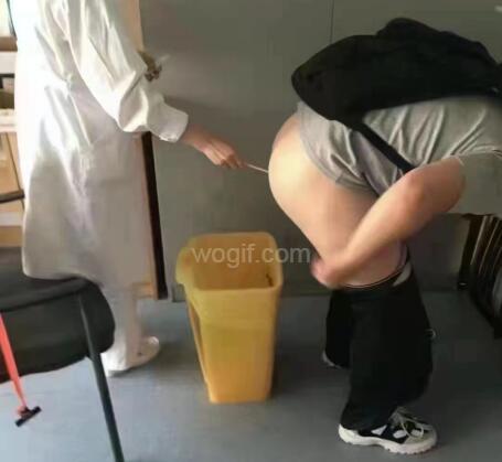 網友實拍核酸肛檢，撅屁股“走后門”不如鼻拭子（圖）